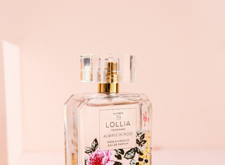 Lollia